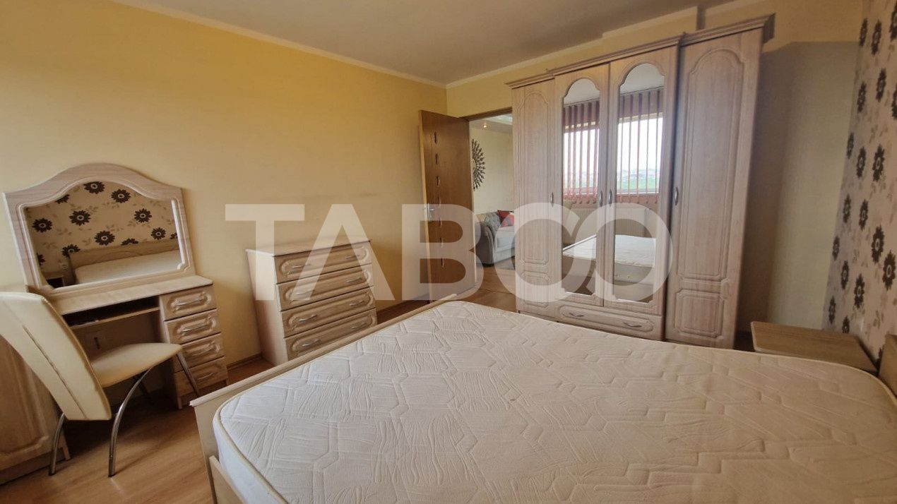 Apartament 4 camere 100 mp utili de vanzare in Sibiu zona Strand – fotografia 4 din 21