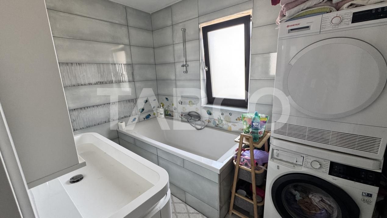 Casa duplex 125 mpu mobilata si utilata modern curte 172 mp Cristian – fotografia 11 din 11