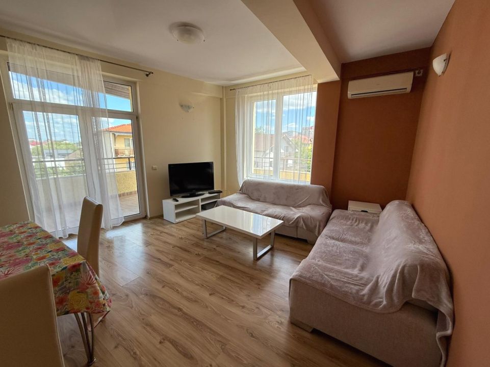 Zona Spitalului de Recuperare, apartament 4 camere – fotografia 1 din 11