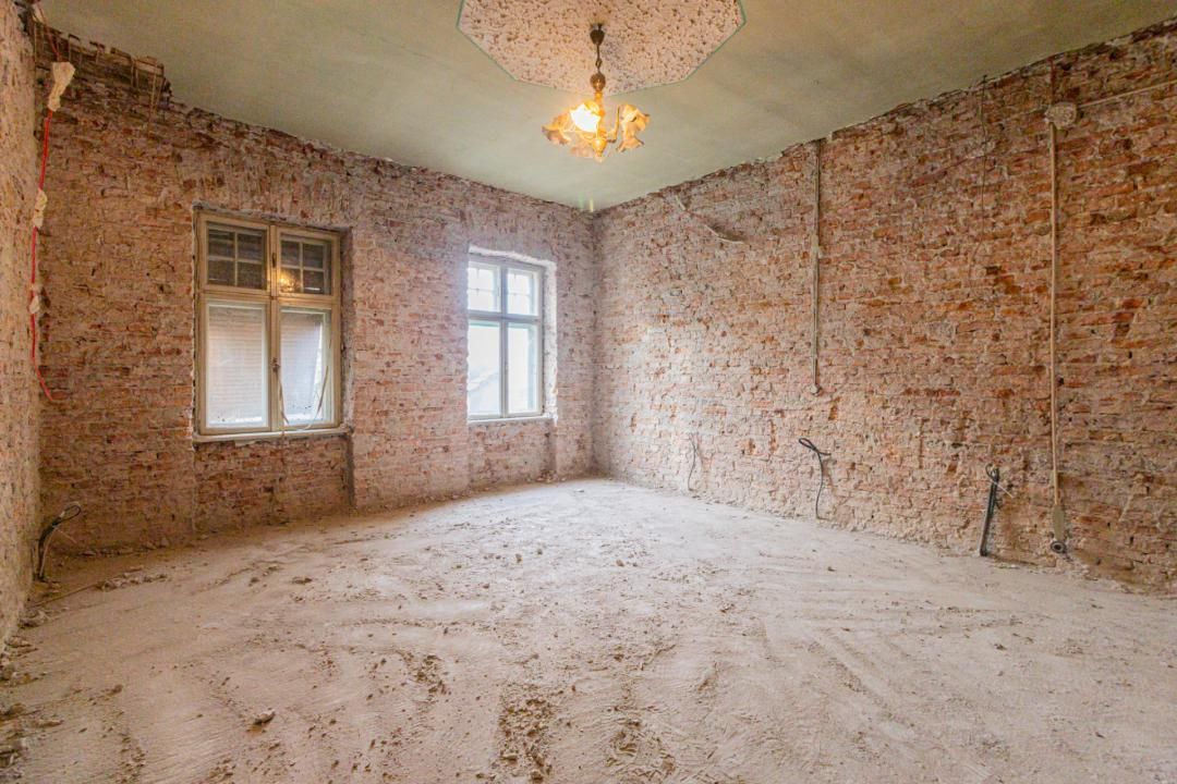 Proiect de restaurare lângă Cetatea Prejmer,  casă și teren de 5.458 mp – fotografia 19 din 35