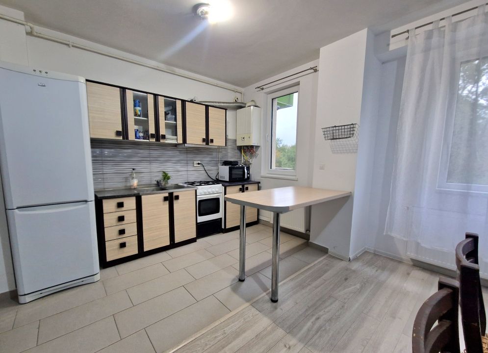 Sopor, 3 camere cu balcon si parcare – fotografia 8 din 12