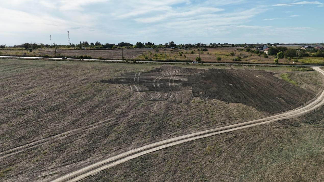 TEREN 82300 MP ÎN ESTUL ROMÂNIEI – fotografia 8 din 15