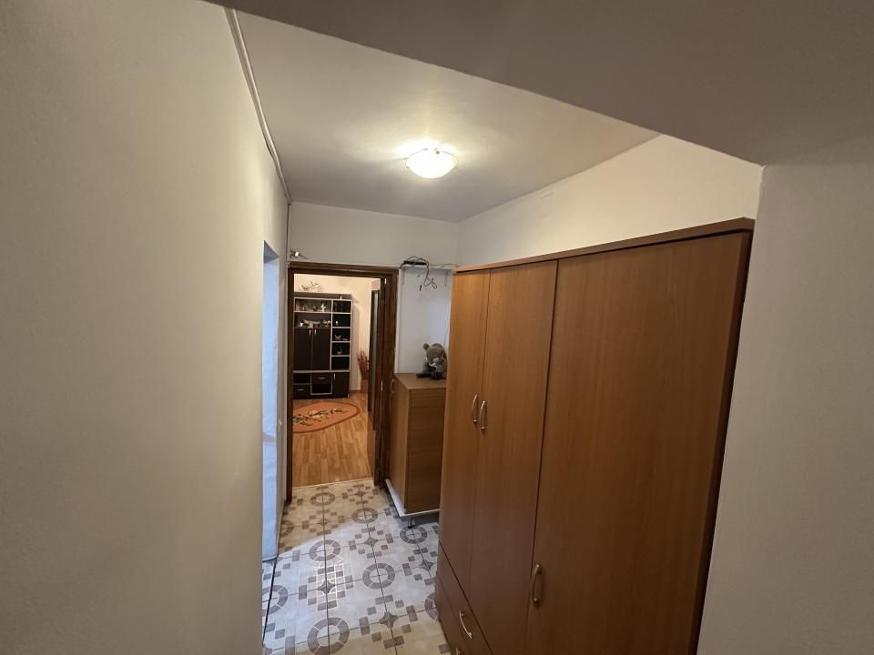 Berceni | 4 Camere | Etaj 5/10 | Bloc 1980 | Reabilitat | – fotografia 13 din 40