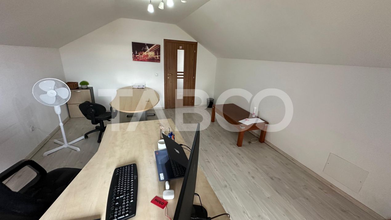 Casa individuala 8 camere curte libera 300mp zona Calea Poplacii Sibiu – fotografia 26 din 31