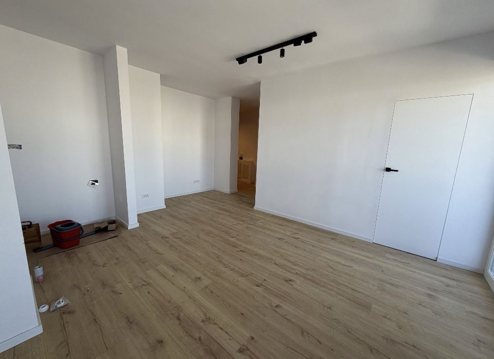 Apartament 2 camere finisat , etaj intermediar  , zona Elite Junior – fotografia 3 din 6