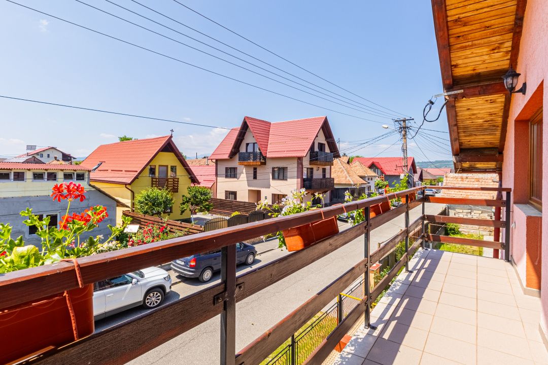 Proprietate/casa  unică în Râșnov, Brasov, Comision 0% – fotografia 22 din 35
