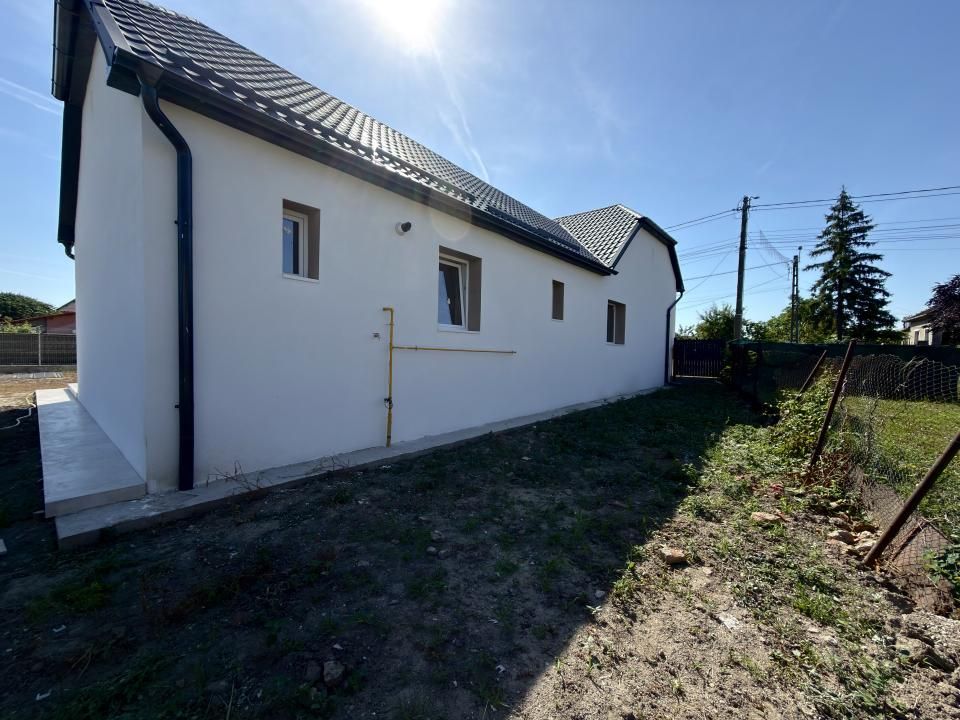 Casa individuala 3 camere, 120mp utili, 480mp teren - Utvin – fotografia 14 din 15