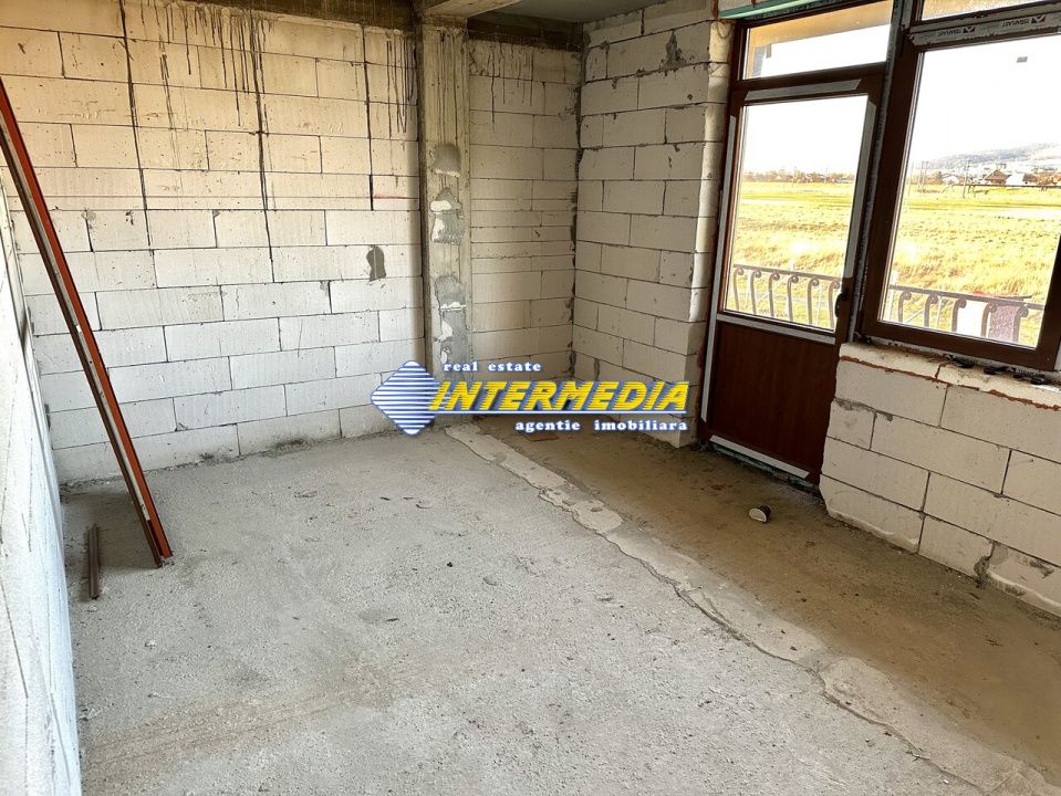 Casa noua tip duplex de vanzare – fotografia 9 din 12