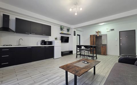 Apartament 2 camere in Mamaia Nord, la 50m de plaja, vedere catre mare