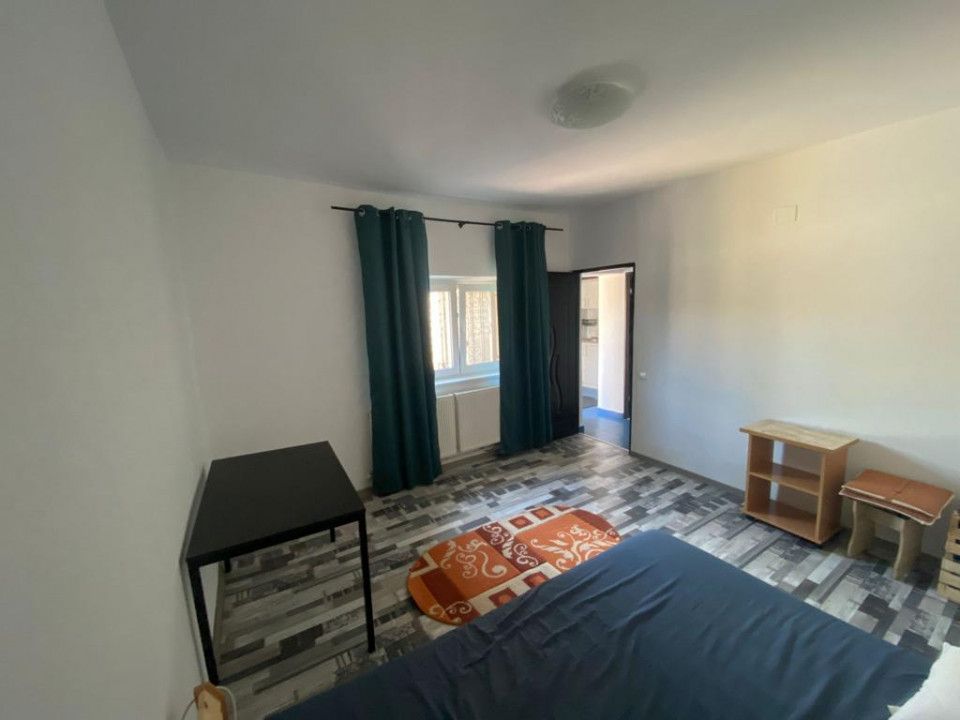 Casă 2 Camere de Vânzare în Coiciu, Constanța | Potențial Mansardă – fotografia 3 din 9