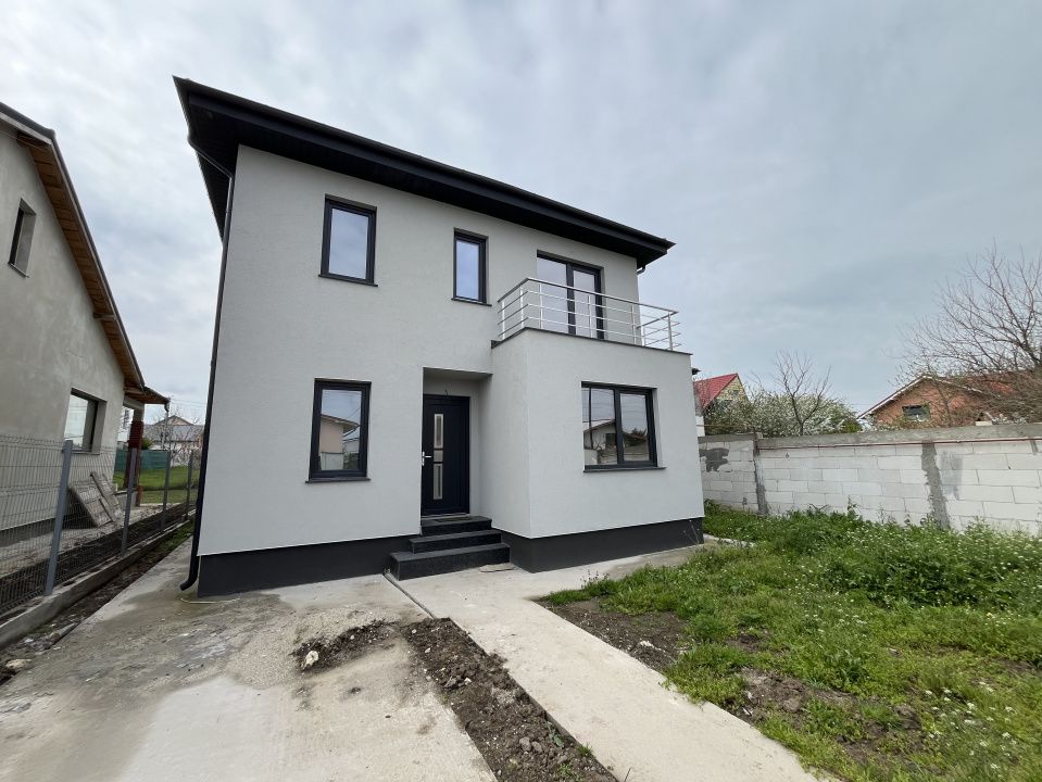 Vila P+1E, 4 camere, placa beton, proiect deosebit, Valu lui Traian! – fotografia 1 din 12