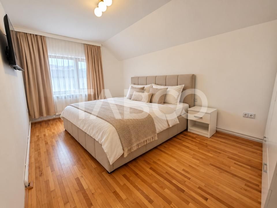 Casa individuala la prima inchiriere 4 camere terasa curte Sura Mica – fotografia 10 din 25