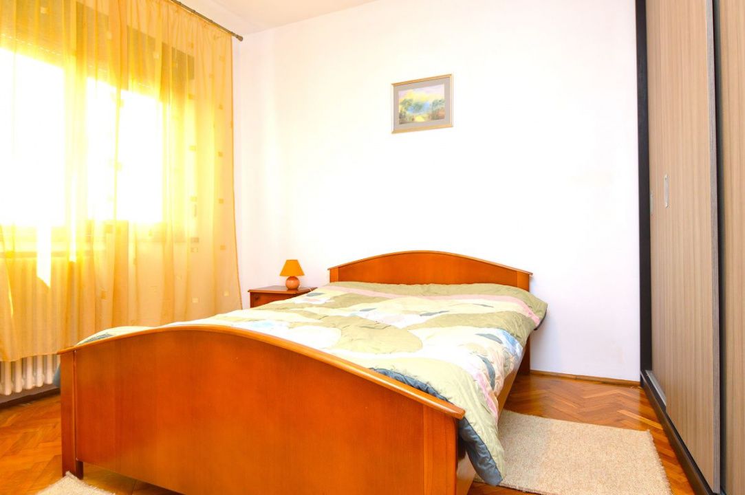INCHIRIERE APARTAMENT 3 CAMERE UNIRII – TRAIAN – fotografia 10 din 25