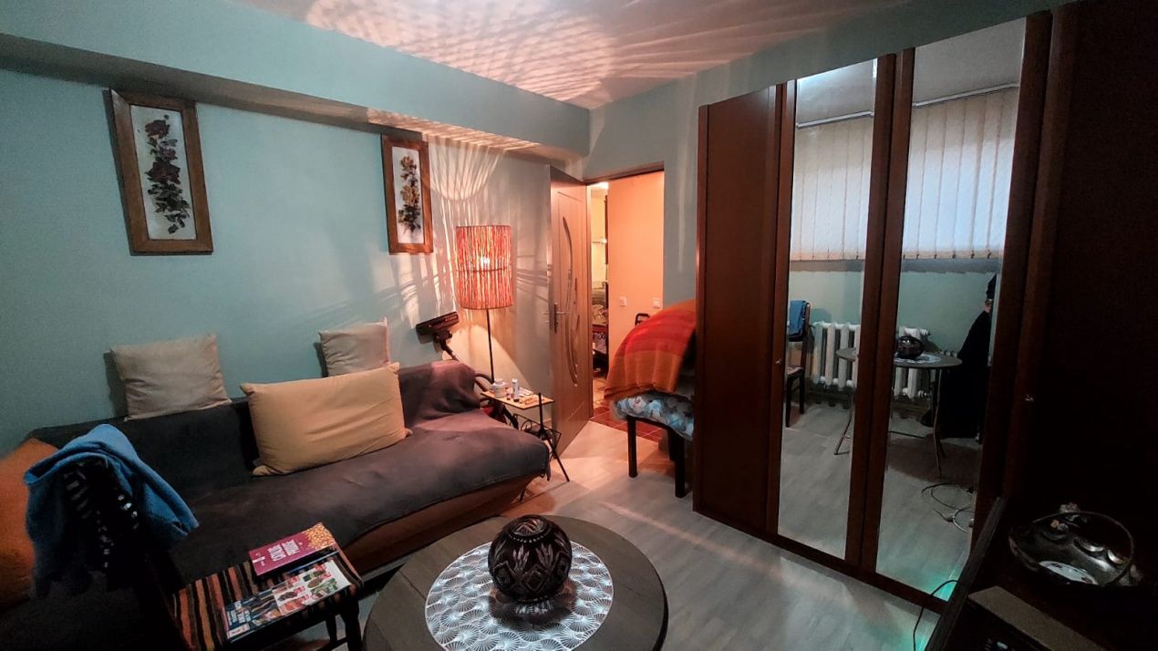 Okazie ! Vanzare Apartament 2 Camere Bloc Nou Decomandate CETATE Piata – fotografia 3 din 7