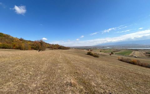 Teren 8300 mp în Bradu, Sibiu –  Priveliște spe Olt şi Munţii Făgăraş