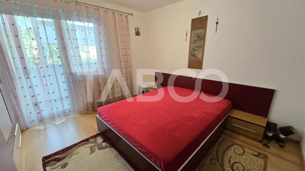Apartament cu 3 camere etajul 1 de vanzare zona Pictor Brana Selimbar – fotografia 4 din 14
