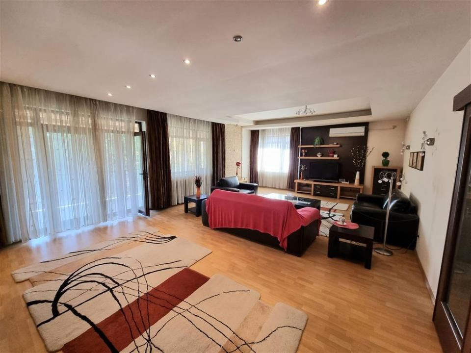 Vila zona Baneasa - Aleea Teisani | Teren 990 | Constructie 2006 | – fotografia 7 din 26