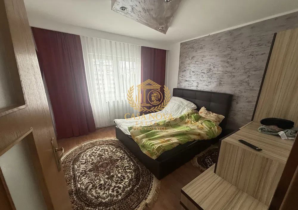 Apartament 3 camere 70mp, 2 bai, balcon, zona Big Belly – fotografia 1 din 6