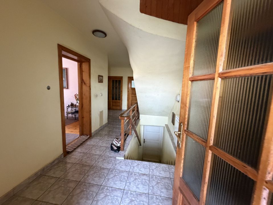 CASA Vintu D+P+E+M cu 4100 mp .Teren Intravilan si Extravilan Utilitati – fotografia 40 din 70