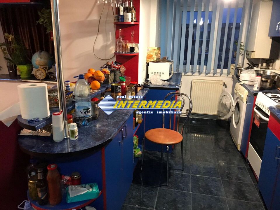 Apartament 2 camere de vanzare Cetate zona Mercur – fotografia 5 din 11