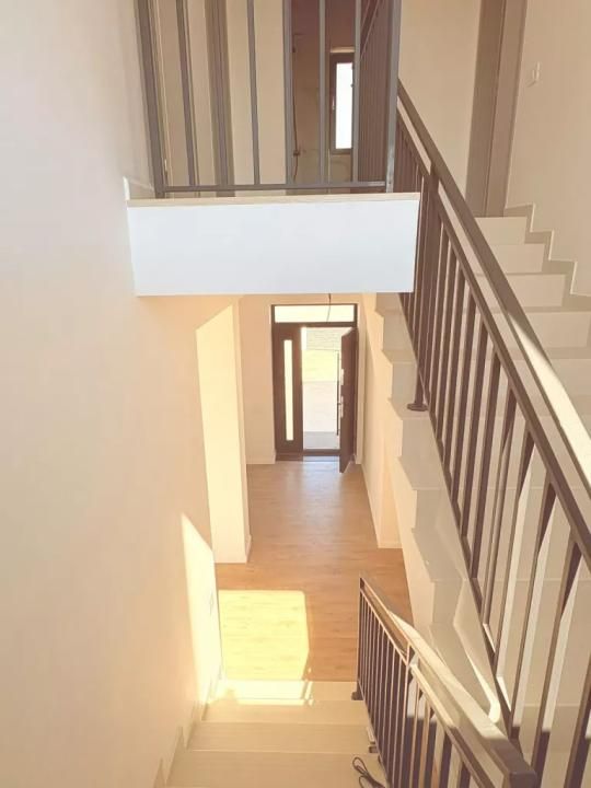 Vile individuale P+1+Pod în Tunari, 5 camere, pompă de căldură – fotografia 2 din 17