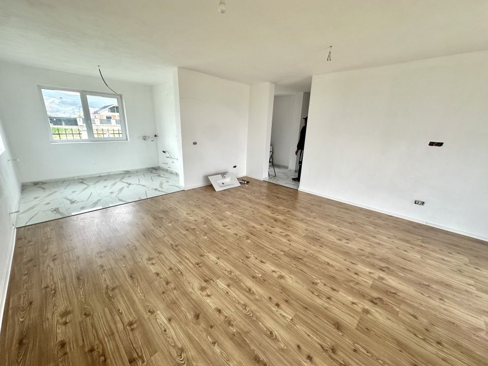 CASA NOUA I 4 CAMERE I 2 BAI I BUCATARIE I 500 MP TEREN I FINISATA I – fotografia 8 din 24