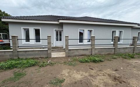 Duplex in Utvin | 3 camere | Toate utilitatile | Curte | Asfalt |