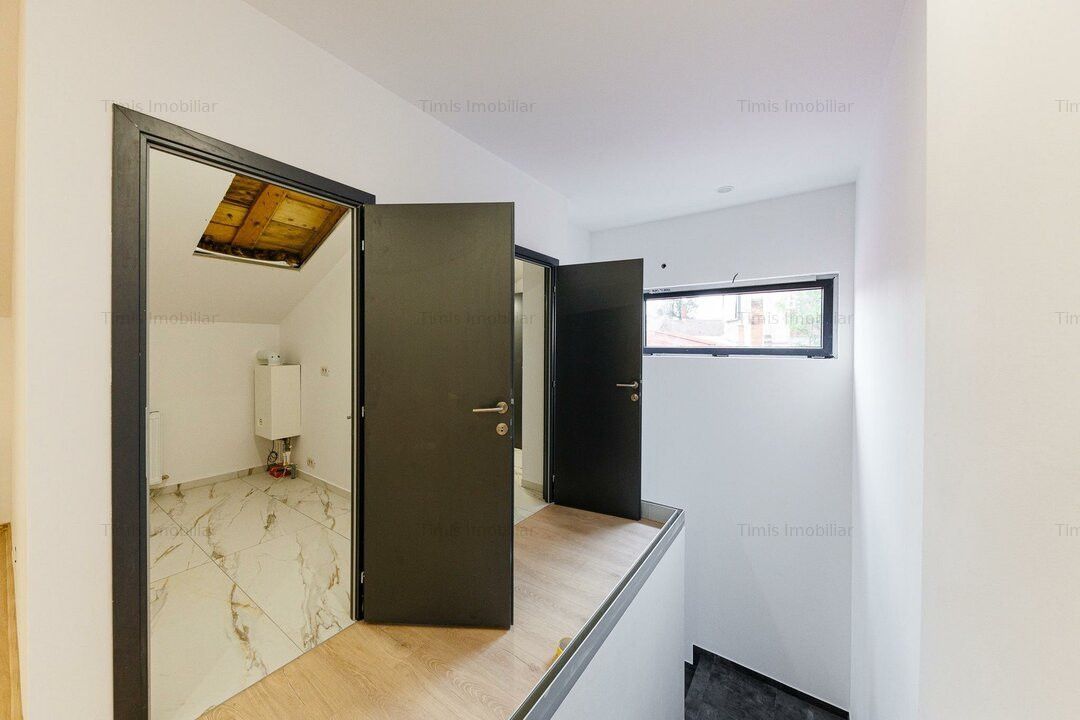 Spatiu birouri 110 mp | Grup sanitar&Chicineta | Parcare privata - 0% – fotografia 18 din 19