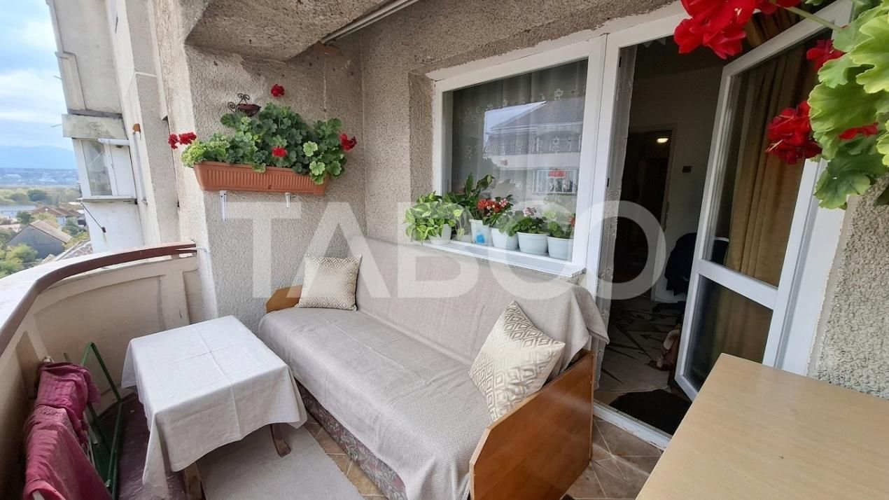 Apartament 4 camere 81 mpu 2 bai 3 balcoane 1 terasa Turnisor Sibiu – fotografia 7 din 13