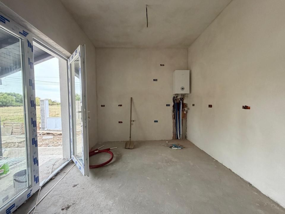 Duplex in Utvin | Parter | Toate utilitatile | Asfalt | Zona excelenta | – fotografia 4 din 9
