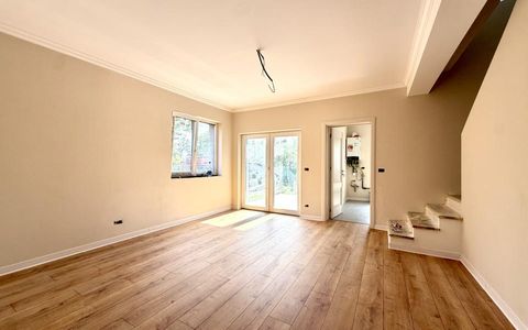 Duplex spatios, 4 camere, 93 mp utili, 235 mp teren - Sanandrei
