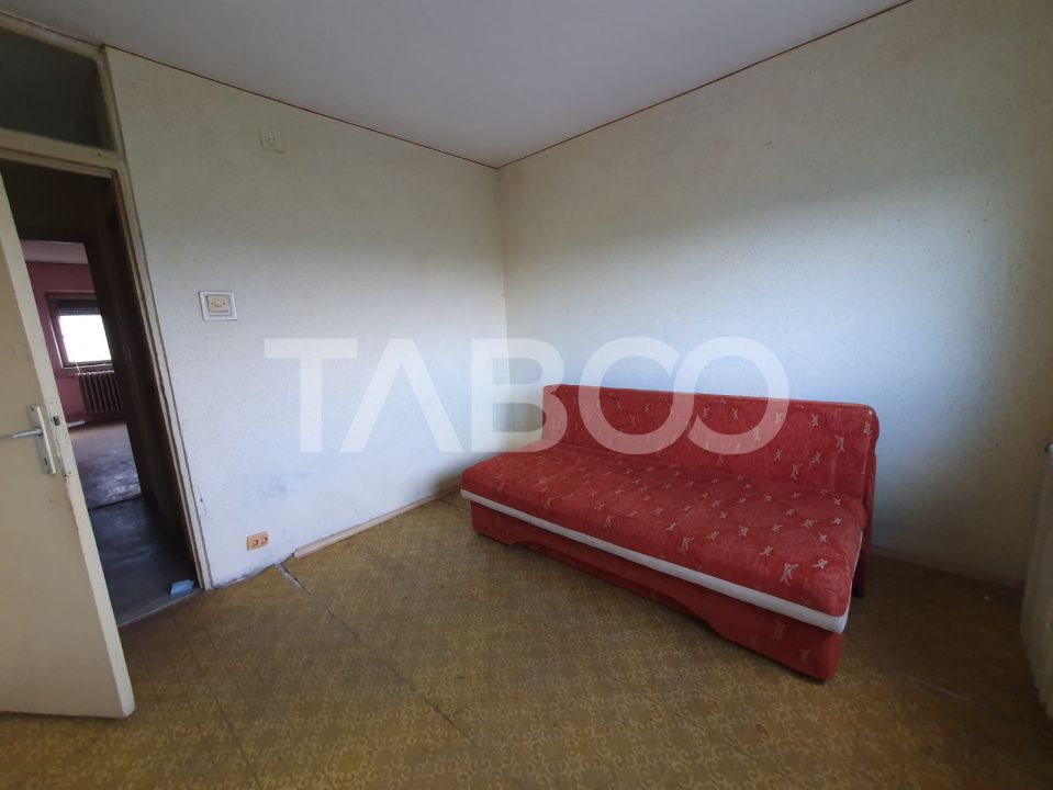 Apartament 2 camere decomandat 45 mp utili zona Plopului – fotografia 3 din 4