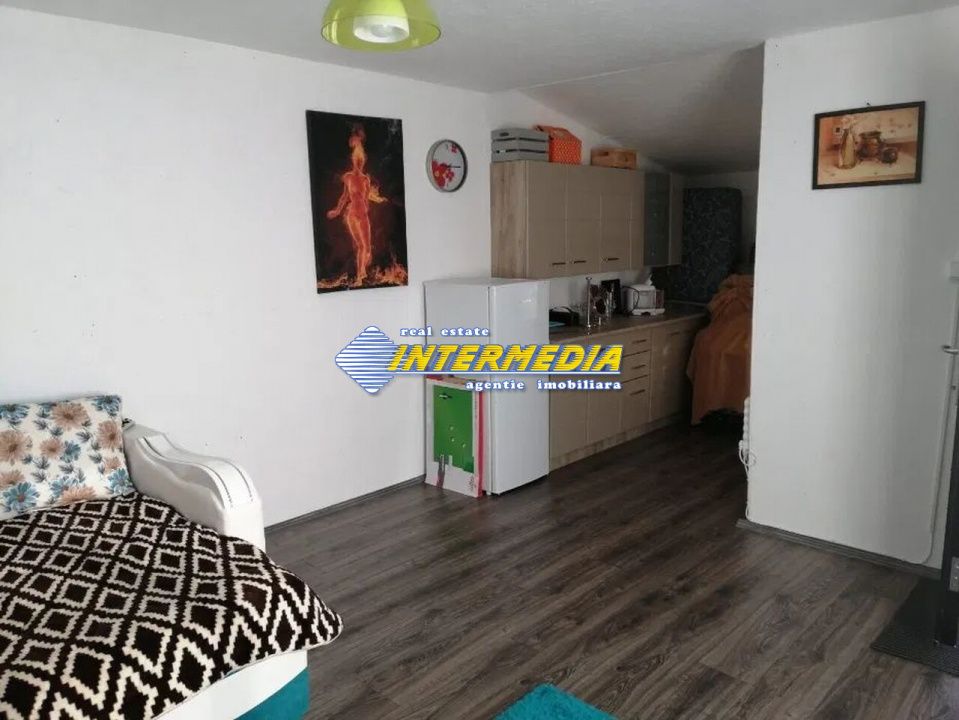 Cabana Oarda de Sus mobilata complet si teren aferent 425 mp – fotografia 1 din 8