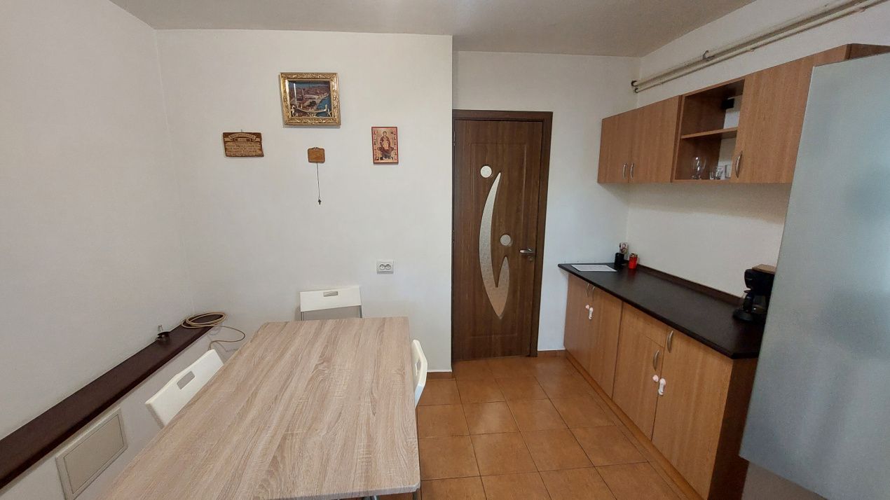 Apartament 3 camere decomandat, 71 mp, etajul 3, Rovine zona Parculet – fotografia 4 din 7