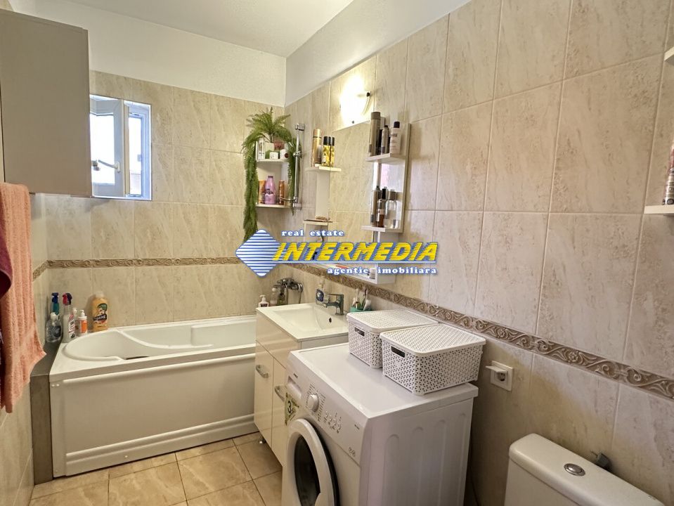 Apartament 2 camere Bloc Nou CENTRU Balcon Mansarda Boxa 12 mp Parcare Mobilat – fotografia 5 din 19
