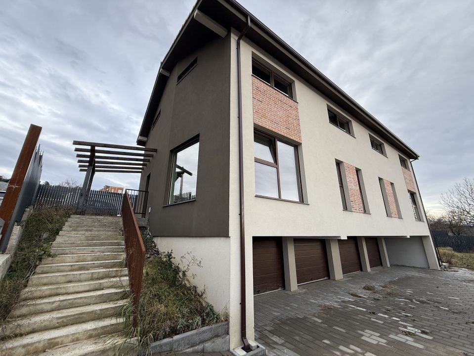 EXCLUSIVITATE !! COM 0% !! De vânzare duplex 4 cam 160 mpu D+P+E str Oasului – fotografia 2 din 31