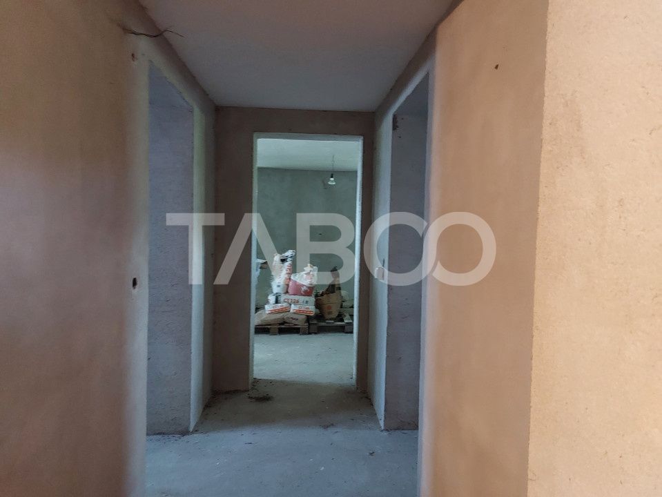 Casa de vanzare cu teren 2000 mp 5 camere  Sura Mare Hamba Sibiu – fotografia 25 din 37