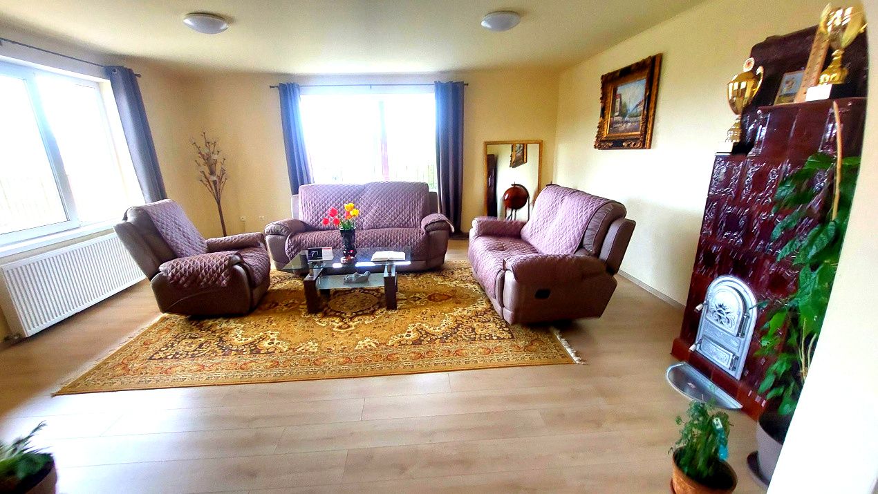 Gospodarie, casa cu 5 camere si 8272 mp teren, in Oarda – fotografia 1 din 23