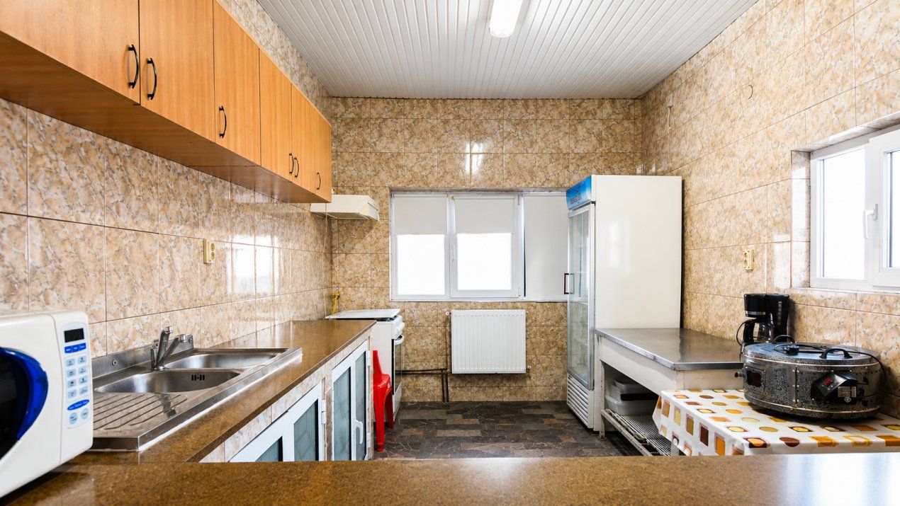 OVIDIU-Clădire multifuncțională 565 mp utili P+E Teren 411 mp – fotografia 16 din 24