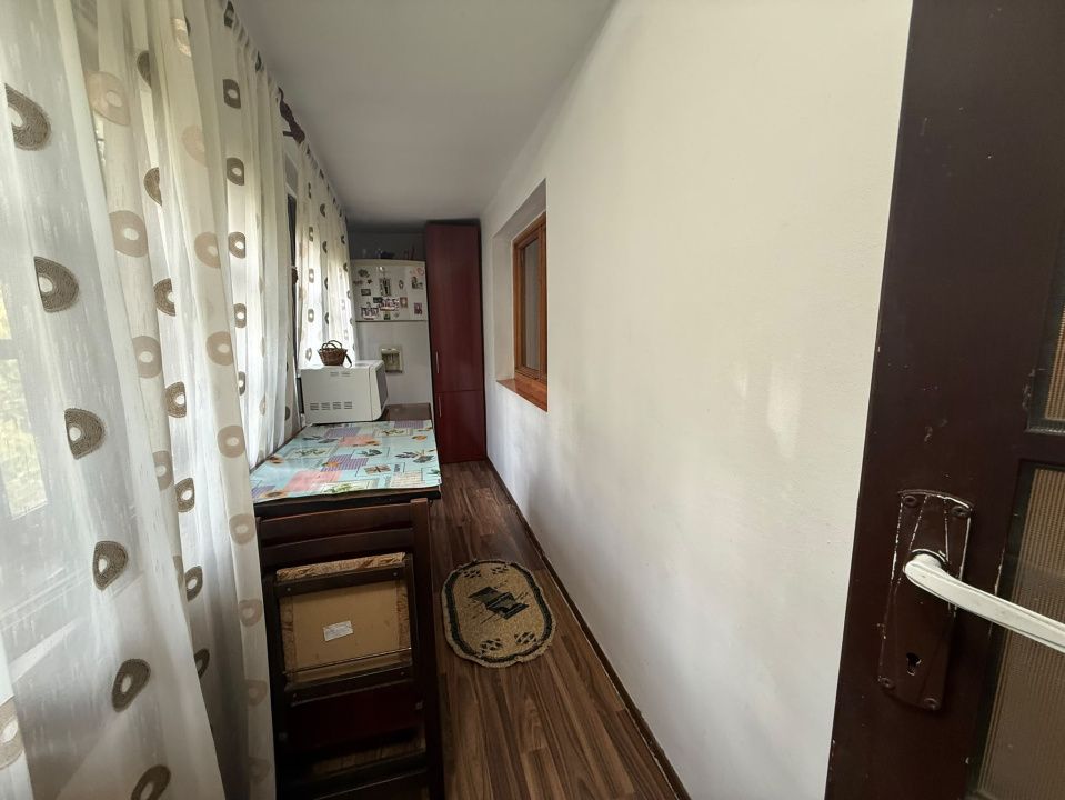 Apartament 2 camere, semidecomandat, 64 mp, zona Liceul Pedagogic – fotografia 6 din 11