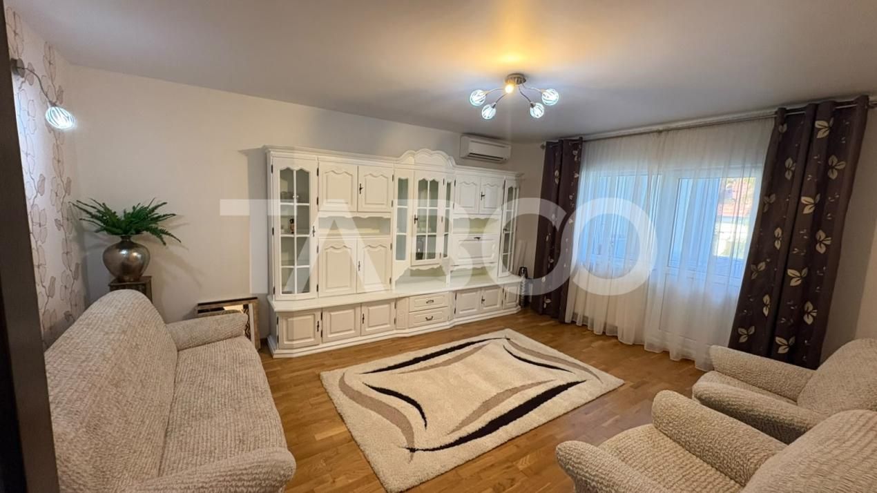 Apartament spatios 52 mp 2 camere de inchiriat in zona Terezian – fotografia 1 din 5