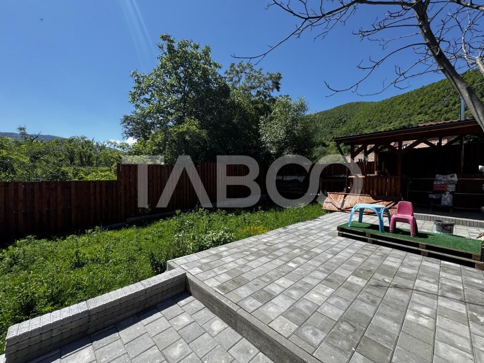 Oportunitate investitie - Pensiune renovata cu 8 camere langa Sibiu – fotografia 16 din 32