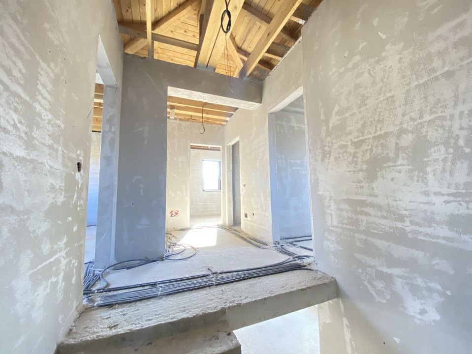 Casă modernă la intrare în Chinteni – zonă superbă, cu priveliște – fotografia 9 din 13