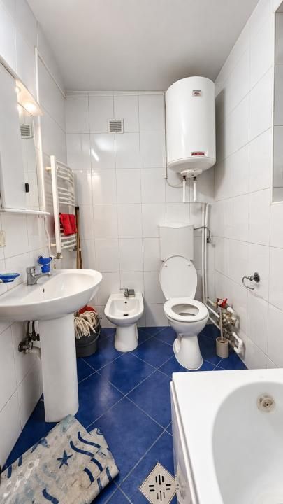 ÎNCHIRIERE UNIVERSITATE – CÂMPINEANU, 2 CAMERE, 60 MP – fotografia 5 din 6