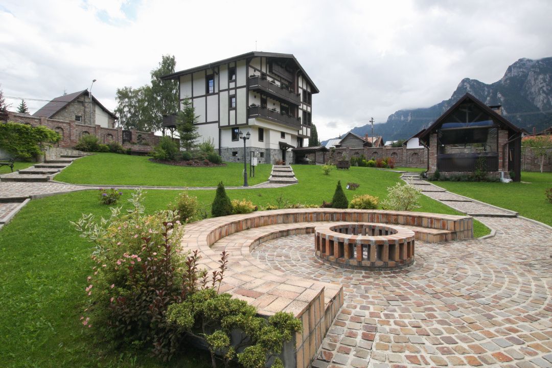 🏡 Vilă turistică de vanzare în Bușteni cu panorama superba catre ⛰️ Caraiman – fotografia 13 din 40