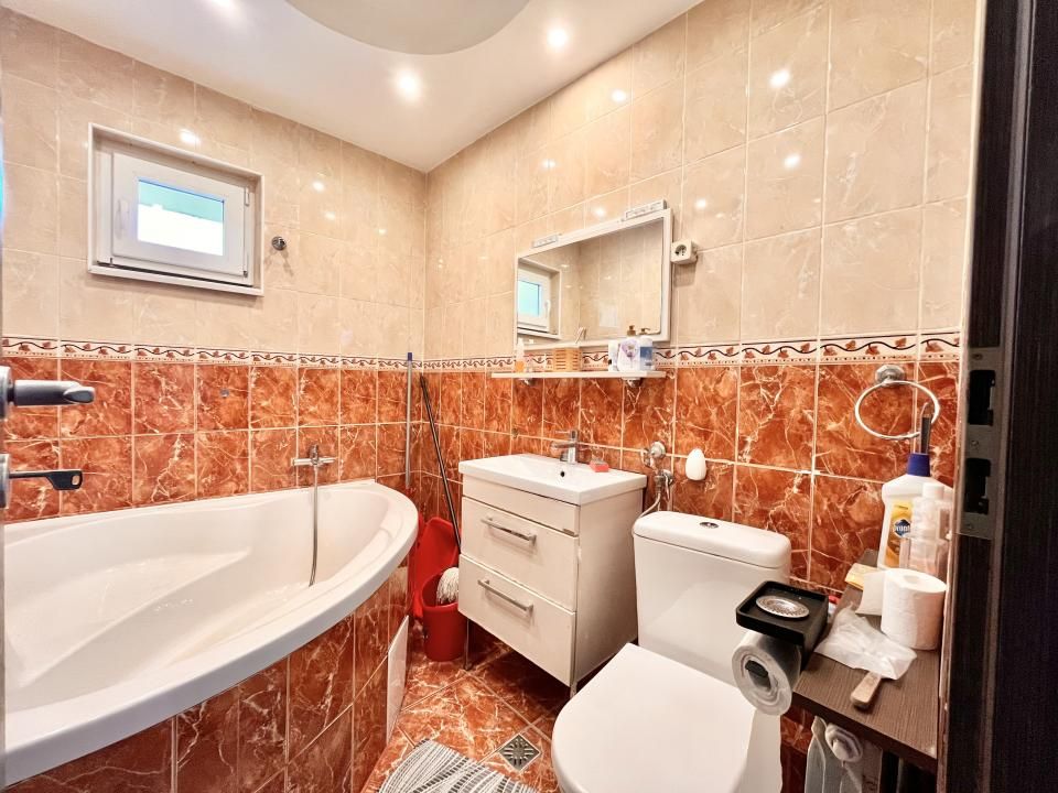 3 Camere | Matei Basarab | BL. 1996 | 81 MP | Central I Gata de Locuit – fotografia 13 din 19