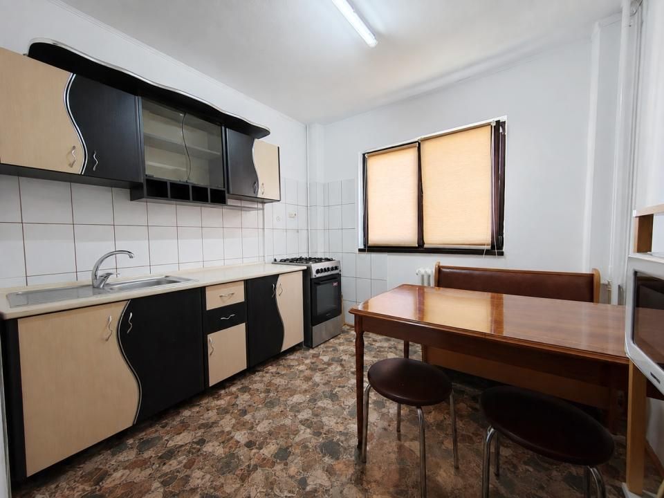 🏠 Apartament 3 Camere | Tineretului | Decomandat |Lângă Parc | 70 MP – fotografia 3 din 9
