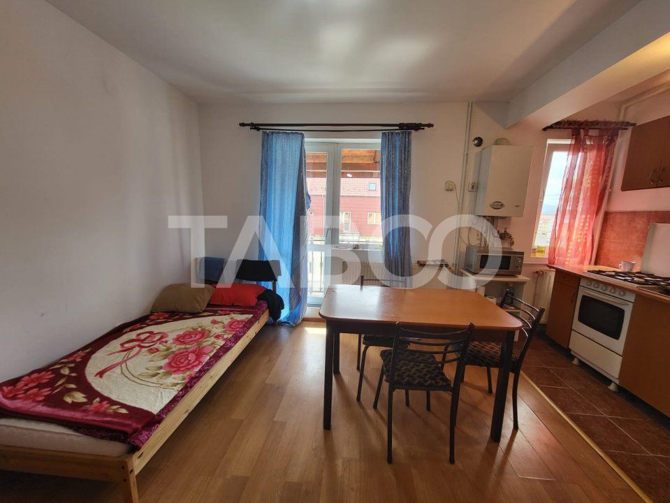 Apartament de vanzare 4 camere pe 2 etaje 84 mp zona Rahovei Sibiu – fotografia 1 din 9