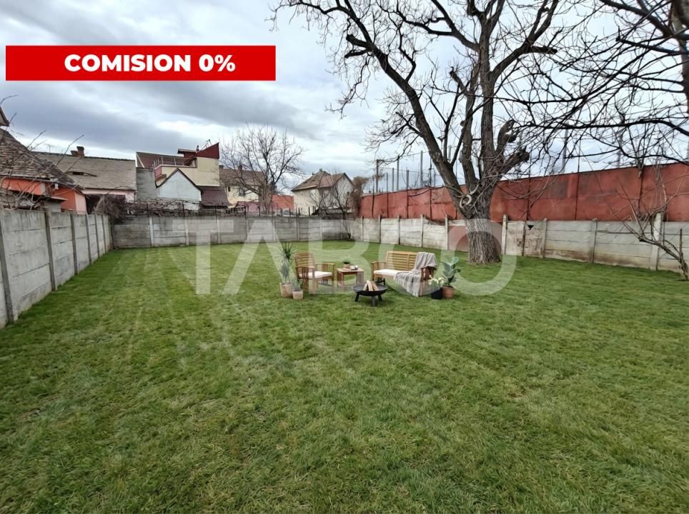 Spatiu de inchiriat in curte proprie - zona Lupeni - Comision 0 – fotografia 2 din 12