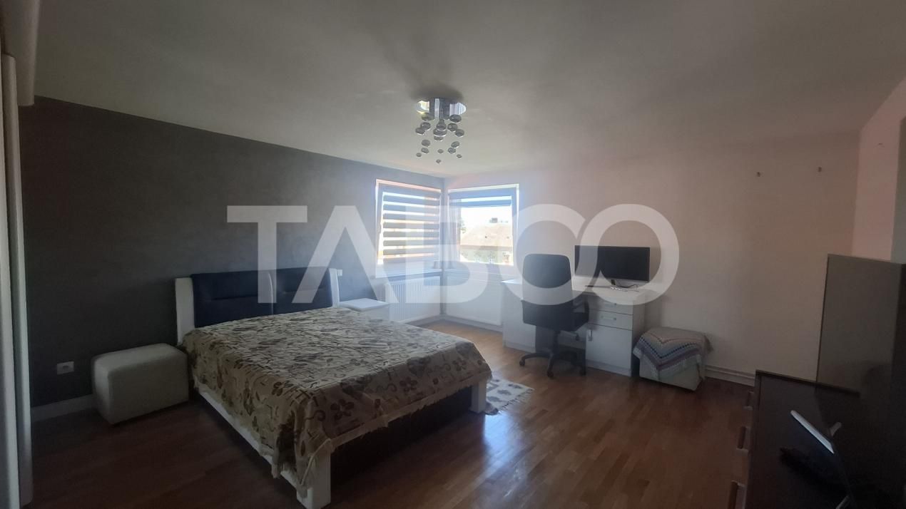 Apartament 4 camere 155 mp 2 balcoane garaj inchis Central Sibiu – fotografia 5 din 11